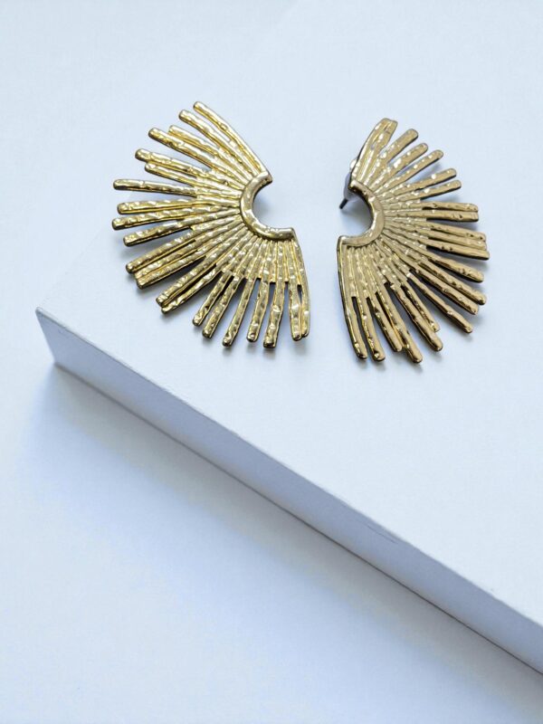 IMG_2747 (1) ΕΠΙΧΡΥΣΩΜΕΝΑ ΑΤΣΑΛΙΝΑ ΣΚΟΥΛΑΡΙΚΙΑ